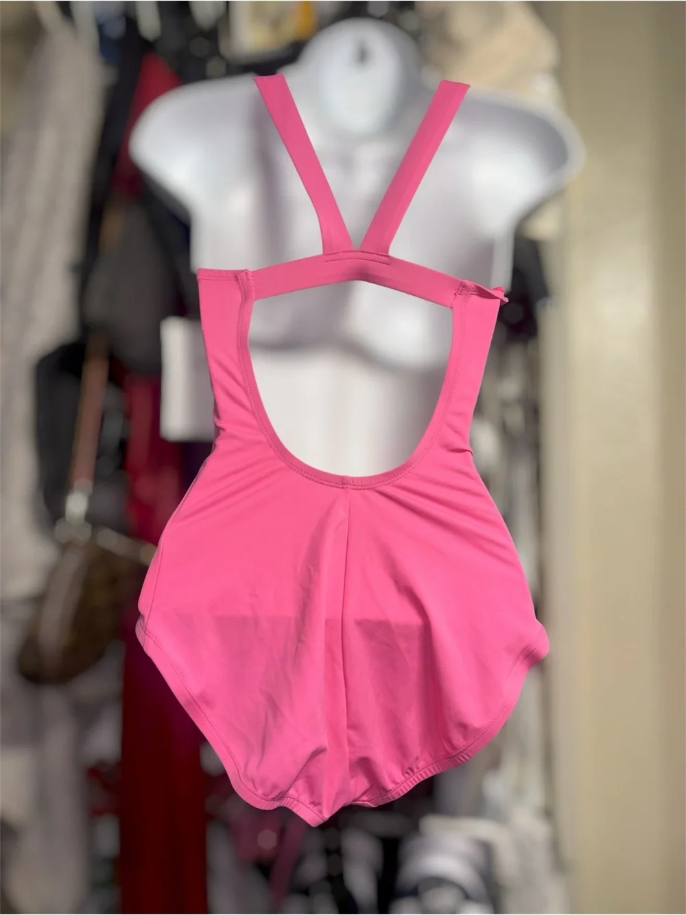 Nike Women’s One-Piece Swimsuit Mesh V-Back Pink Glow NWT Size Small